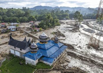 DPR Desak Pemerintah Tetapkan Darurat Bencana Nasional di Sumatera 15 DPR Desak Pemerintah Tetapkan Darurat Bencana Nasional di Sumatera