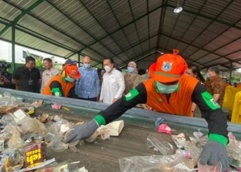 DLH Jakarta Bantah Ada TPS3R Mangkrak: Kurang Sempurna Iya
