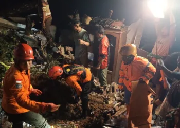 Satu Keluarga di Trenggalek Tertimbun Longsor, Empat Orang Tewas