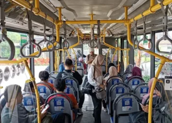 Masyarakat Menengah di Jakarta Bisa Naik Transportasi Umum Gratis, Ini Syaratnya