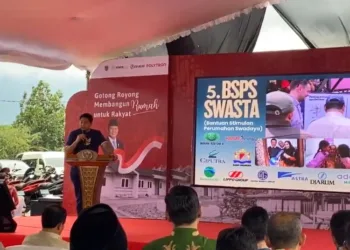 Menteri PKP Dorong Kemandirian Ekonomi Penerima RSLH Lewat KUR