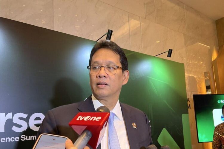 Purbaya Tolak Legalkan Usaha Thrifting: Barang Masuk Ilegal, Saya Berhentiin 1 Menteri Keuangan (Menkeu)Purbaya Yudhi Sadewa memberi keterangan ketika ditemui,
di Jakarta, Kamis (20/11/2025). ANTARA/Putu Indah Savitri