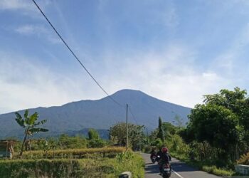 Ahmad Luthfi Usulkan Gunung Slamet Jadi Kawasan Taman Nasional