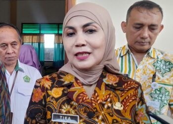 Respons Banjir di 8 Kecamatan, Bupati Kendal Akan Terbiktan Surat Edaran Pengelolaan Sampah