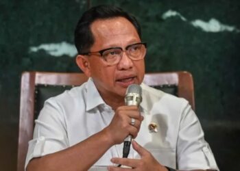 Mendagri Berhentikan Sementara Bupati Aceh Selatan Buntut Umrah Saat Bencana