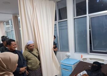100 Santri Masih Dirawat Pasca Keracunan, Pemkab Sumedang Jamin Biaya Pengobatan 4 100 Santri Masih Dirawat Pasca Keracunan, Pemkab Sumedang Jamin Biaya Pengobatan