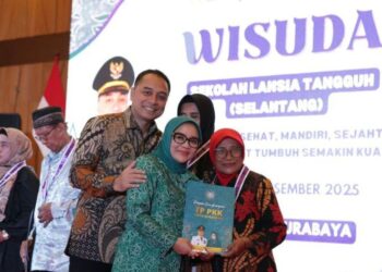 Pemkot Surabaya Wisuda 1.722 Peserta Selantang 2025