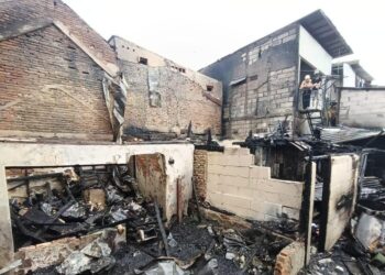 Kebocoran Gas Diduga Picu Kebakaran 3 Rumah di Grogol Petamburan Jakbar