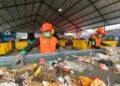 Sudin LH Jaksel Angkut 14,5 Ton Sampah Tahun Baru 2026 2 Sudin LH Jaksel Angkut 14,5 Ton Sampah Tahun Baru 2026