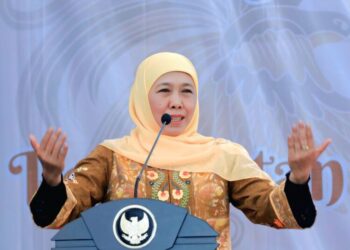 Khofifah Klaim Penyebaran Super Flu di Jawa Timur Terkendali