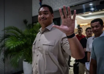 KPK memanggil mantan Menpora Dito Ariotedjo sebagai saksi dalam penyidikan kasus dugaan korupsi penentuan kuota dan penyelenggaraan ibadah haji 2023–2024 di Kemenag.
