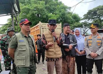 BNPB mengerahkan tiga pesawat untuk Operasi Modifikasi Cuaca di Jateng guna menekan intensitas hujan dan mengurangi risiko banjir di sejumlah kebupaten.
