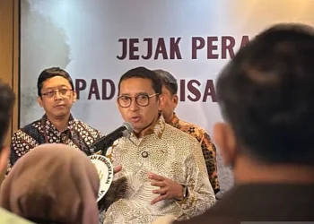 Menbud Fadli Zon siap merespons gugatan terkait penetapan KGPA Tedjowulan sebagai Pelaksana Pelestarian dan Pemanfaatan Keraton Surakarta.
