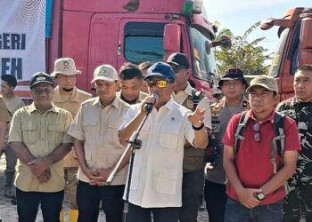 Mendagri Tito Karnavian memberi waktu tiga hari kepada pemda Aceh untuk mendata rumah rusak akibat bencana agar bantuan BNPB segera cair.
