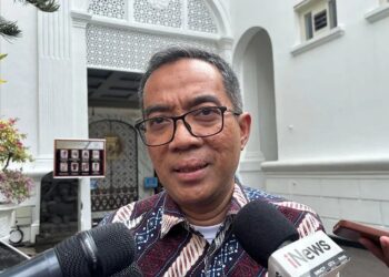 Presiden Prabowo Subianto menambah anggaran riset hingga Rp4 triliun untuk perguruan tinggi guna memperkuat inovasi, hilirisasi industri, dan kemandirian industri nasional.