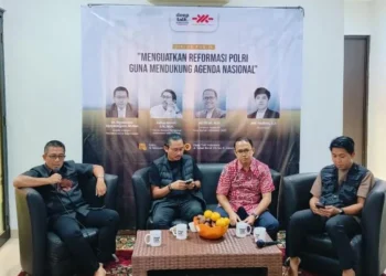 Deep Talk Indonesia gelar diskusi reformasi Polri di Jakarta Selatan, pakar bahas reformasi kultural, tingkat kepercayaan publik, dan posisi Polri di bawah Presiden.