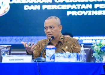 Gubernur Jawa Tengah Ahmad Luthfi menyebut 9 kabupaten/kota di Jateng mengajukan pembentukan kawasan industri untuk mendorong pertumbuhan ekonomi baru.