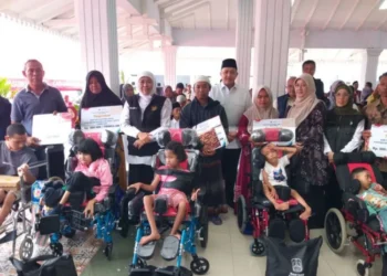 Pemprov Jatim salurkan bansos dan tali asih senilai Rp7,73 miliar untuk masyarakat Kabupaten Pasuruan, mencakup PKH Plus, disabilitas, KIP Putri Jawara, KIP PPKS, dan pilar sosial.