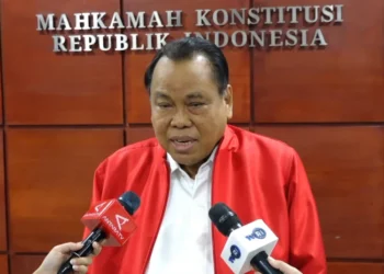 Hakim Konstitusi Arief Hidayat resmi pensiun setelah 13 tahun mengabdi di MK.