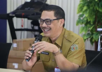 Pemprov Kaltim memberangkatkan 877 penjaga rumah ibadah lintas agama dalam program perjalanan religi gratis sebagai upaya memperkuat toleransi dan harmoni antarumat beragama.