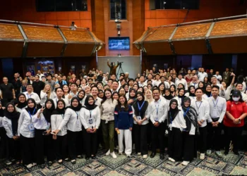 Sebanyak 302 peserta Program Magang Nasional di Kemkomdigi disiapkan menjadi talenta digital yang menguasai AI dan menjaga keamanan ruang siber Indonesia.