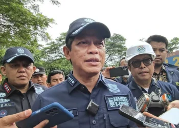 Menteri LH Hanif Faisol Nurofiq menggugat PT Biotek Saranatama atas pencemaran Sungai Cisadane sepanjang 22,5 km.