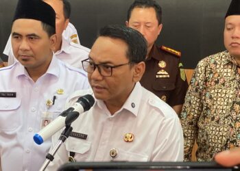 KPK memeriksa Plt Bupati Pati Risma Ardhi Chandra untuk mendalami perencanaan gaji perangkat desa 2026 dalam kasus dugaan pemerasan pengisian jabatan yang menjerat Bupati nonaktif Sudewo.