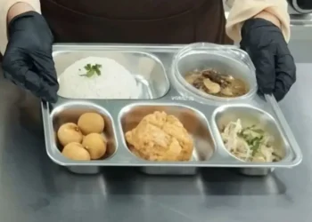 DIY kembangkan SIMETRIS, sistem berbasis AI dan IoT untuk cegah keracunan dalam Program Makan Bergizi Gratis (MBG) melalui monitoring ketat dari hulu ke hilir.