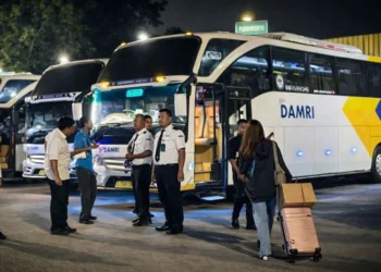 Damri menyiapkan hingga 1.800 bus untuk melayani sekitar 2,7 juta pemudik pada angkutan Lebaran 2026.