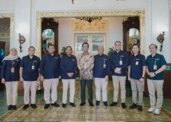 Gubernur DIY Sri Sultan Hamengku Buwono X memastikan mahasiswa dari luar DIY dapat dengan mudah mengakses layanan BPJS Kesehatan di Yogyakarta.