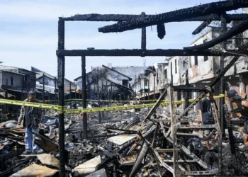 Sebanyak 44 bangunan di area Pasar Segiri, Samarinda, ludes terbakar pada Kamis (26/3/2026) dini hari.