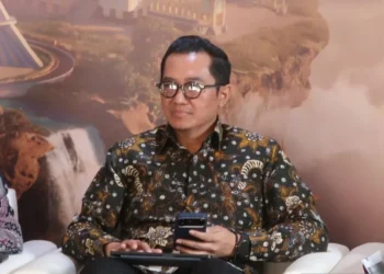 Dana simpanan masyarakat di NTB mencapai Rp50,8 triliun dengan total rekening 10 juta, menunjukkan sinyal positif bagi pertumbuhan ekonomi daerah.