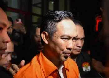 KPK memanggil tujuh kepala OPD Cilacap sebagai saksi dalam kasus pemerasan THR yang menjerat Bupati nonaktif Syamsul Auliya Rachman.