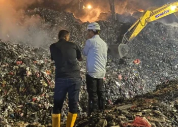 Menteri LH Hanif Faisol Nurofiq sebut tragedi longsor TPST Bantargebang yang menewaskan empat orang sebagai bukti kegagalan sistemik pengelolaan sampah Jakarta.