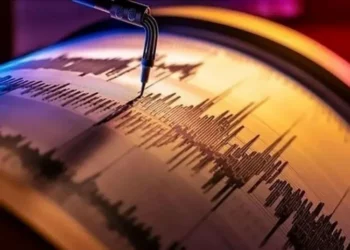 BMKG melaporkan gempa bumi M4,7 mengguncang wilayah selatan Polewali Mandar Sulbar pada Kamis (9/7/2026) pagi, getaran terasa hingga Makassar.