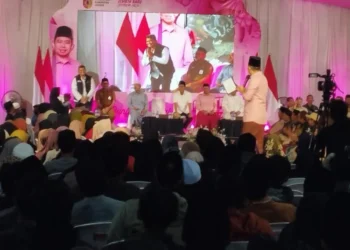 Ekonomi Jember tumbuh pesat, Bupati Muhammad Fawaid targetkan kemiskinan turun di bawah 200 ribu jiwa.