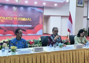 Komisi Yudisial (KY) mengumumkan 220 kandidat lolos seleksi administrasi calon hakim agung dan hakim ad hoc MA 2026, terdiri dari 139 calon hakim agung dan 81 hakim ad hoc.