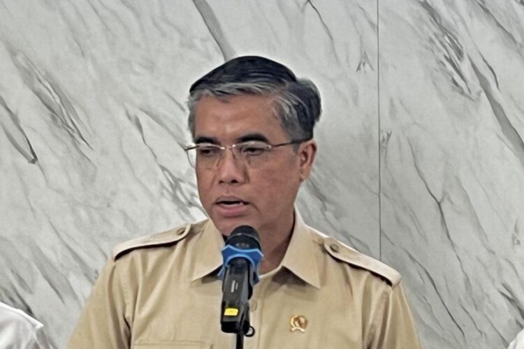 Menteri Ketenagakerjaan (Menaker) Yassierli dalam jumpa pers di Kantor Kemnaker
RI Jakarta, Selasa (26/5/2026). (ANTARA/LINGKAR NETWORK)