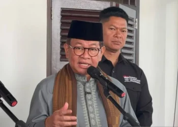 Gubernur DKI Jakarta Pramono Anung mencanangkan gerakan pemilahan sampah dari rumah mulai 10 Mei 2026 sebagai upaya masif penanganan sampah di ibu kota.