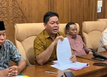 Ketua DPRD Pati Ali Badrudin meluruskan bahwa Raperda PDRD merupakan inisiatif pihak eksekutif dan tidak masuk dalam Propemperda 2026.