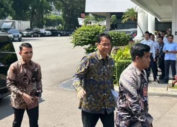 Menkeu Purbaya Yudhi Sadewa tegaskan akan mencopot Dirjen Bea Cukai Djaka Budhi Utama jika terbukti menerima suap dalam kasus Blueray Cargo.