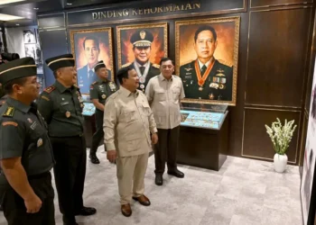 Presiden Prabowo Subianto meresmikan renovasi Museum dan Perpustakaan Seskoad di Bandung, lembaga yang melahirkan enam pemimpin bangsa dan empat KSAD Singapura.