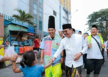 Jalan Sehat Sarungan Kota Tangerang Diikuti 5.000 Peserta Festival Al-A’zhom