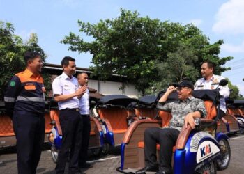KAI Daop 6 dan Pemkot Yogyakarta Salurkan 50 Unit Becak Listrik