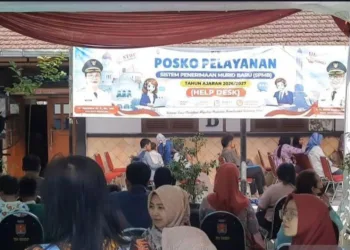 Hari Pertama SPMB Kota Semarang, Posko Aduan Disdik Diserbu Puluhan Wali Murid
