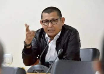 DPRD DKI Jakarta meminta rasionalisasi APBD 2026 untuk memitigasi risiko pelemahan nilai tukar rupiah dan kenaikan harga BBM terhadap proyek pembangunan.