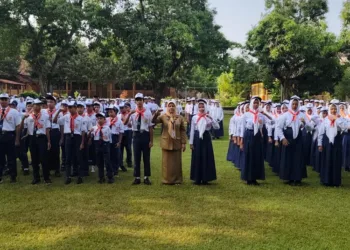 SMP Negeri 2 Sulang melantik 150 kader Adiwiyata periode 2025/2026 untuk memperkuat program sekolah ramah lingkungan dan membentuk karakter peduli lingkungan.