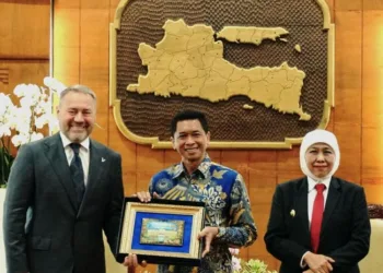 Pemprov Jatim berkolaborasi dengan Saint Petersburg Rusia dan ITS untuk mengembangkan industri kapal cepat hydrofoil guna memperkuat konektivitas antarpulau.