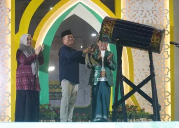 Gubernur Lalu Muhamad Iqbal mendeklarasikan NTB sebagai Serambi Al-Qur’an dalam pembukaan MTQ XXXI Tingkat Provinsi NTB di Lombok Tengah.