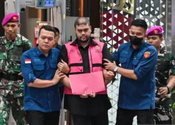 Kejagung ungkap peran tersangka baru korupsi Makan Bergizi Gratis (MBG) Glory Harimas Sihombing yang jual titik SPPG dan setor uang ke Dadan Hindayana.